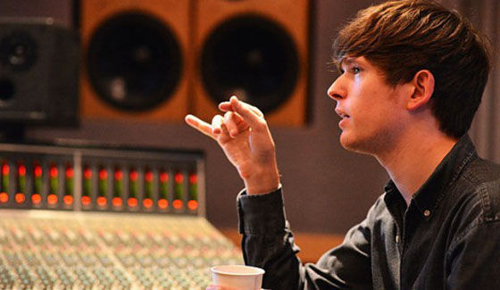 "40455" es la Nuevo tema de James Blake