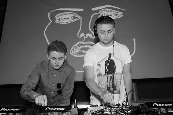 “Holding On” lo nuevo de Disclosure